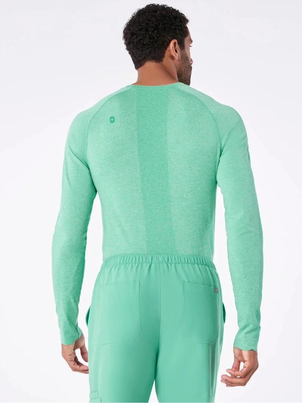 Figs Makato Seamless Longsleeve Underscrub Surgical Green Mint Men’s Small